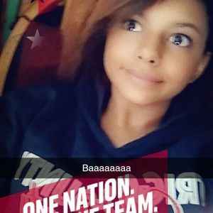 Meet your Posher, Isabel